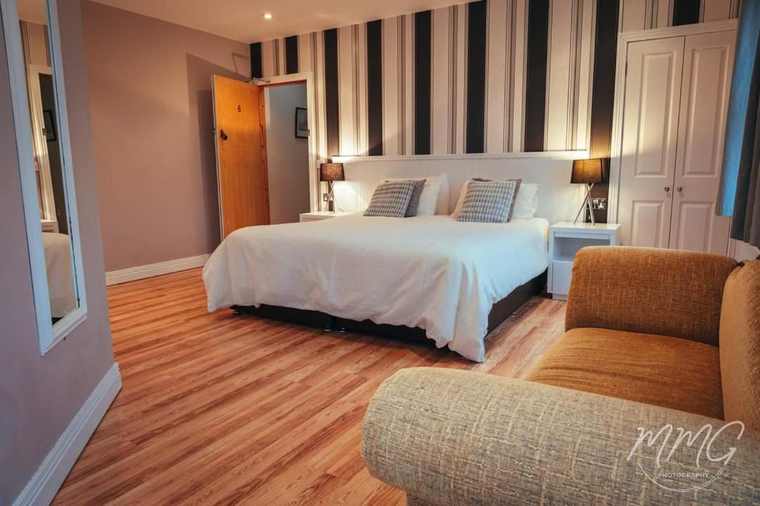 פורטראש Aaranmore Lodge Guest House מראה חיצוני תמונה
