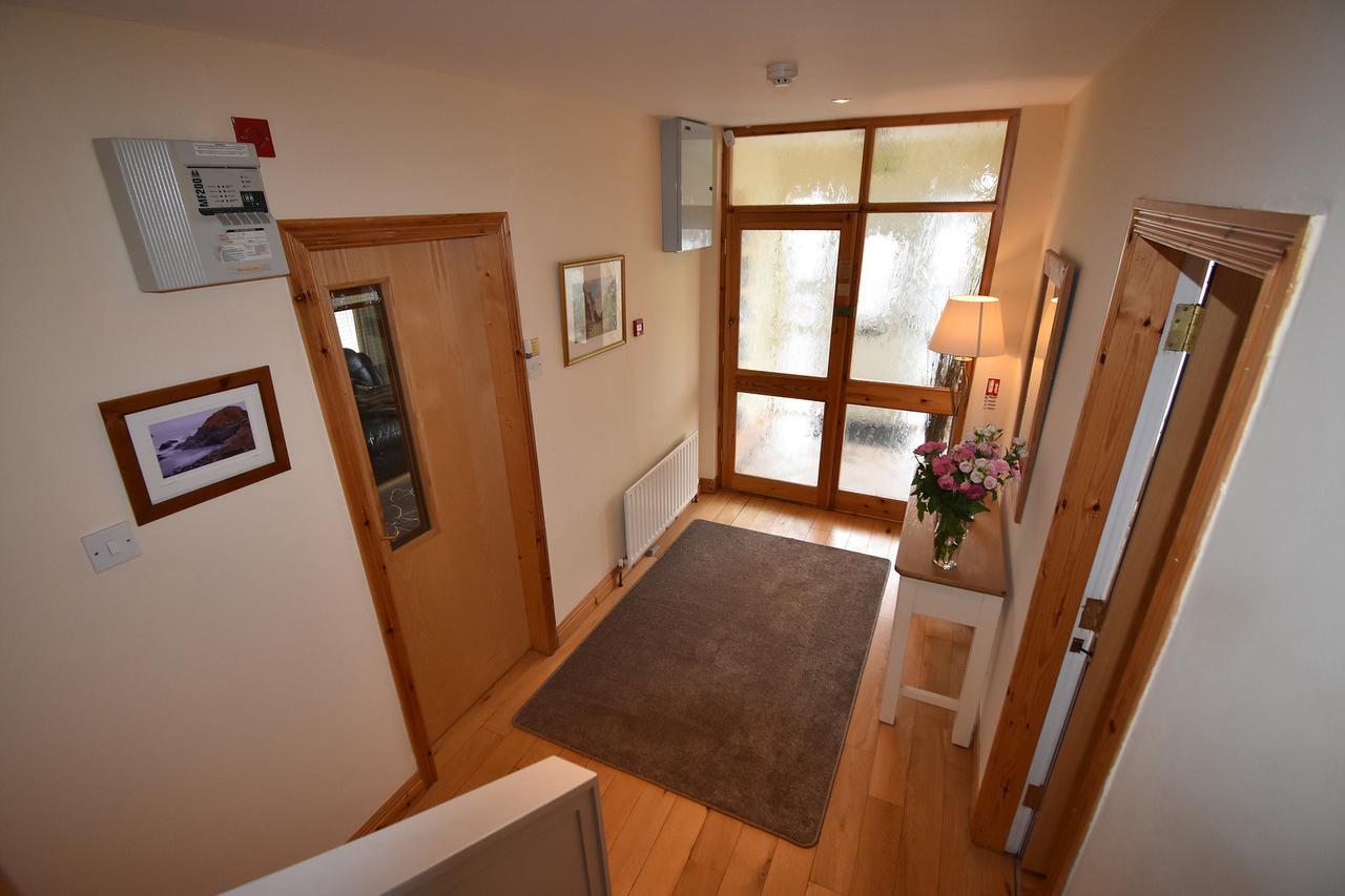 פורטראש Aaranmore Lodge Guest House מראה חיצוני תמונה